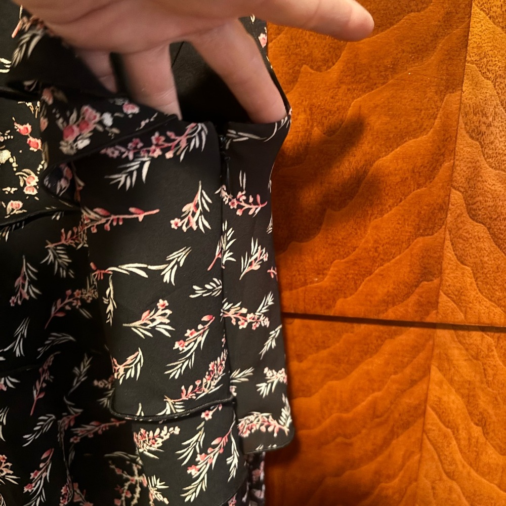 Great dress for summer - Picture 8 of 10